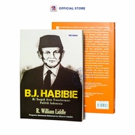 BJ Habibie Book: In the Middle of the Indonesian Political Transformation Current / MIZAN MAIN MEDIA
