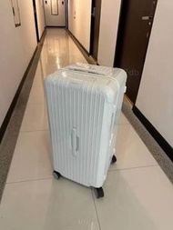 Rimowa Essential Trunk Plus Size 33" 行李箱