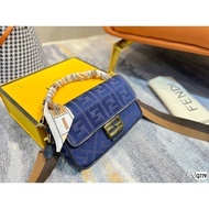 box with Fen***di shoulder bag Fen***di dd715