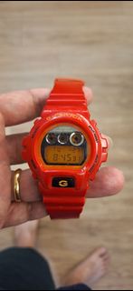 Casio G-Shock  DW 6900CB 火紅特別