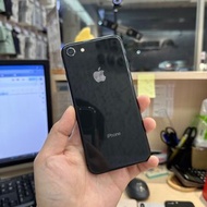 iPhone 8 64G 黑 🔋83