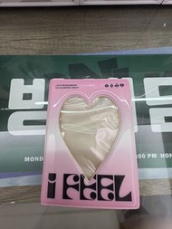 G)I-DLE 'I FEEL' 香港演唱會週邊小卡簿，小卡冊子