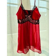 Satin Chest Alternating With Lace Cut In The Middle Of The Bust 92 cm. Up To 38 Length 77 Can Be Use