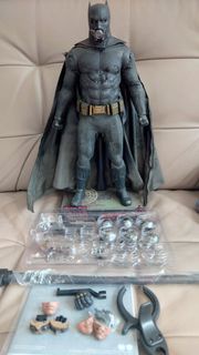Hot Toys mms409 SUICDE SQUAD Batman 1/6