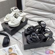 Double Sandal With Camellia Soles, Lifting Mobile Phones, Respectful fullbox bill