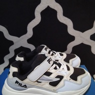 sepatu second anak original FILA SZ.32