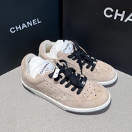 Chanel香奈兒米色麂皮熊貓鞋37.5碼 🈚附件