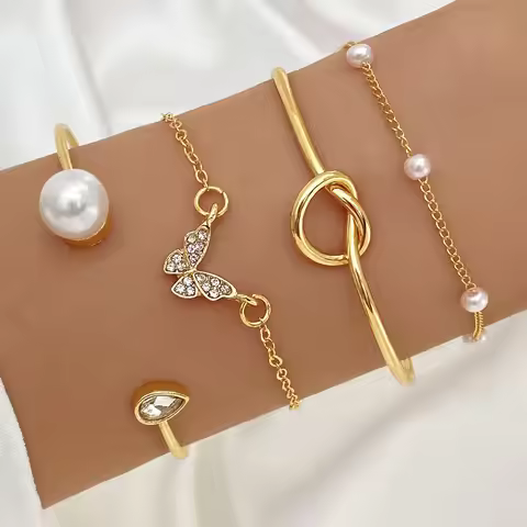 4Pcs/Set Trendy Individuality Open Mouth Bracelet Set for Women Zircon Gold Color Butterfly Pearl Op