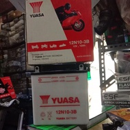 aki basah Yuasa buat Viar roda 3 otomatis 12 volt 10 amper