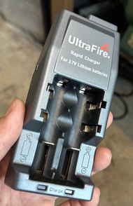 UltraFire rapid charger UltraFire WF-139 鋰電池萬能充電器