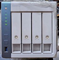 Qnap 
TS-431K
4Bay Nas

👉🏻有意購買直接留電話聯絡👈🏻
⭐️Carousell回覆訊息限制⭐️
⛔️沒有留電話預約不設回覆⛔️

請你留意⬇️
交易時間地點⬇️