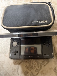 Nintendo 3DS 主機及保護套
