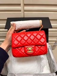 Chanel classic flap mini 17cm 金球 in coral red