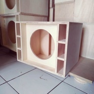 Box speaker SPL 10 inch triplek 12mm