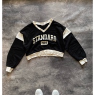 BINTANG MULIA - Crewneck Crop Standard 1989 Size L