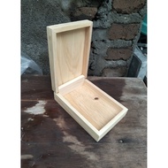 Wooden box 15 x 10 x 4 cm