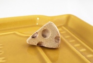 Cheese ◇ Cheese Aomori Hiba ◇ Wooden 別針徽章 / Titac