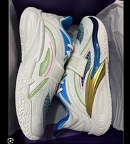 Kyrie anta kai1 主場配色