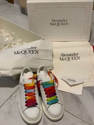 McQueen 女裝彩虹鞋帶波鞋 （限量版）