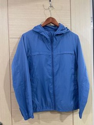 Uniqlo防曬外套
