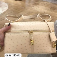 27 CREAM SHOULDER SLINGBAG REAL OSTRICH