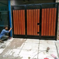 Pintu lipat motif kayu(GRC)