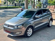 正2014/2出廠4月掛牌 灰配黑Volkswagen  Polo 1.6  已認證 正一手 無菸車 車庫車 里程準