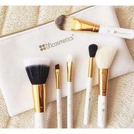 BH cosmetics 6 piece brush set 白色6入刷具組 附贈刷具包