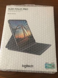Logitech Slim Folio Pro - iPad Pro 12.9-inch 藍牙鍵盤保護殼