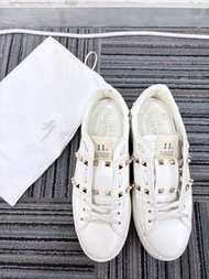 Valentino Garavani Rockstud Untitled 白色休閒鞋