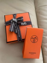 Hermes Mini pop H 黑金耳環