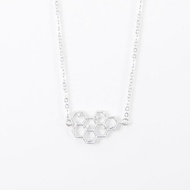 『甜蜜蜜』閃閃蜜糖。銀。蜂巢 項鍊 『My Honey』Sliver Honeycomb  Necklace生日禮物。閨蜜禮物。姐妹禮物。女朋友禮物