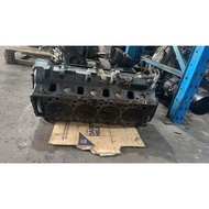 Isuzu Hicom 4HL1 Engine Cylinder Head (Used)