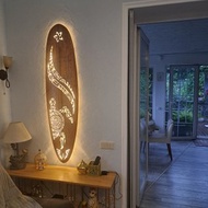 衝浪板形狀 LED 壁燈，帶有毛利圖案、海龜
