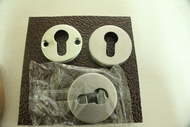 Ring Kunci / Ring Handle Bulat ESC ONS 200 CLIP ON Pintu Aluminium PVC BAJA Onassis