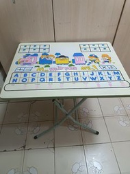 兒童折疊桌子