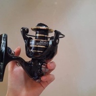 Máy Câu Cá kim loại Deukio AC 2000 - 3000 - 4000 - 5000 - 6000 - 7000 - máy câu lure máy câu đứng má