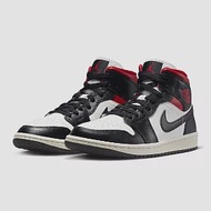 NIKE WMNS AIR JORDAN 1 MID 女籃球鞋-黑白紅-BQ6472061 US6 黑色