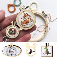 Mini embroidery hoop wooden mini Cross-stitch hoop mini hoop embroidery hoop suitable for DIY pendan
