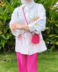 Atasan Wanita Kekinian Bahan Poplin Terbaru 2025 Kemeja BKK Viral Termurah Warna Putih dan Hitam Bor