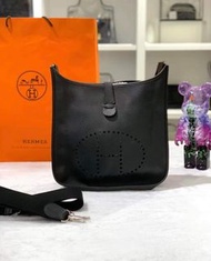 Hermes 愛馬仕 Evelyne 29 III PM款 依芙琳 9成新美品