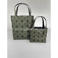 Bao BAO ISSEY MIYAKE Japanese Style 2022 Limited Edition Bag Female Japanese mini Four-Grid Small Sq