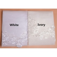 Dk018 Single-Layer Short Seaming Ivory White Wedding Veil Gauze Veil with Comb Produced in Pictures 