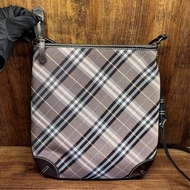 Burberry Blue Label 格紋斜背包