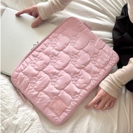 IT Children Choose To Use 13 Inch iPad Notebook Bag Inside There Is A Separate Compartment. Polyeste