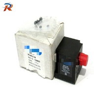 WH4F Bestseller Brand new PEN-1,25-PS-M12-SA PRESSURE SWITCH PEN125PSM12SA Programming Controller In