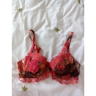 Si bra size 65/70 A red-orange lace with floral print