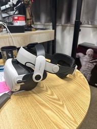 Meta quest 3 VR 頭戴式裝置 512gb 美版 連 bobovr m3 pro 頭帶 跟原裝頭帶跟收納盒跟原裝盒跟矽膠保護套