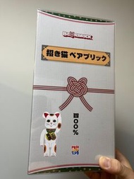 🐻bearbrick🐻 400% 白招財貓 開運 千萬兩