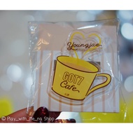 Coffee Cup Brooch Yongja: Got7 Cafe